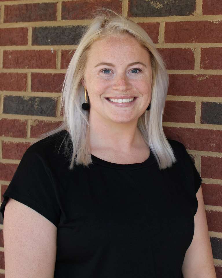 Scheduling Coordinator Lauren Mims | Azalea Dental